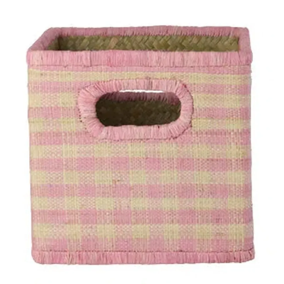 Lille Firkantet Raffia Opbevaringskurv i Pink Tern