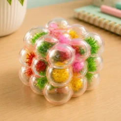Pom-Pom Squeeze Cube